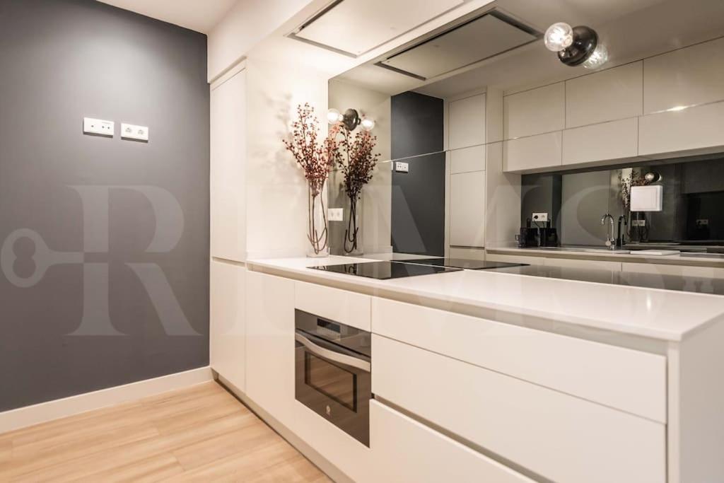Penthouse Suite With Rooftop In The Heart Of Malaga By Rems 외부 사진