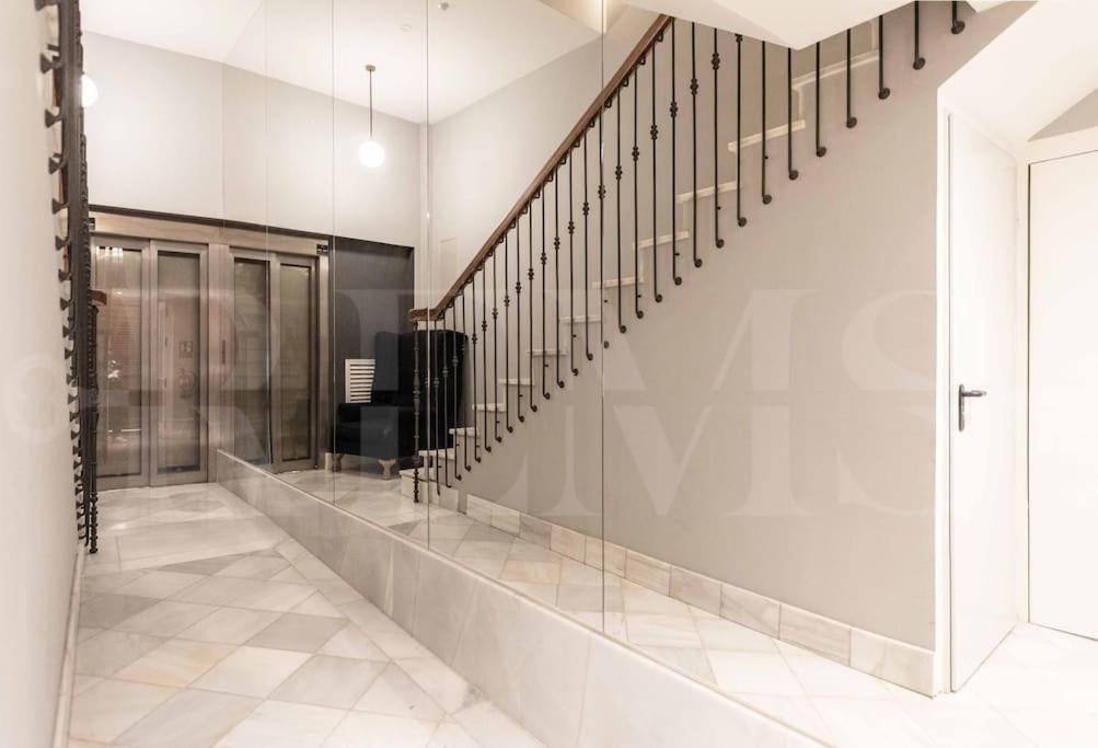 Penthouse Suite With Rooftop In The Heart Of Malaga By Rems 외부 사진
