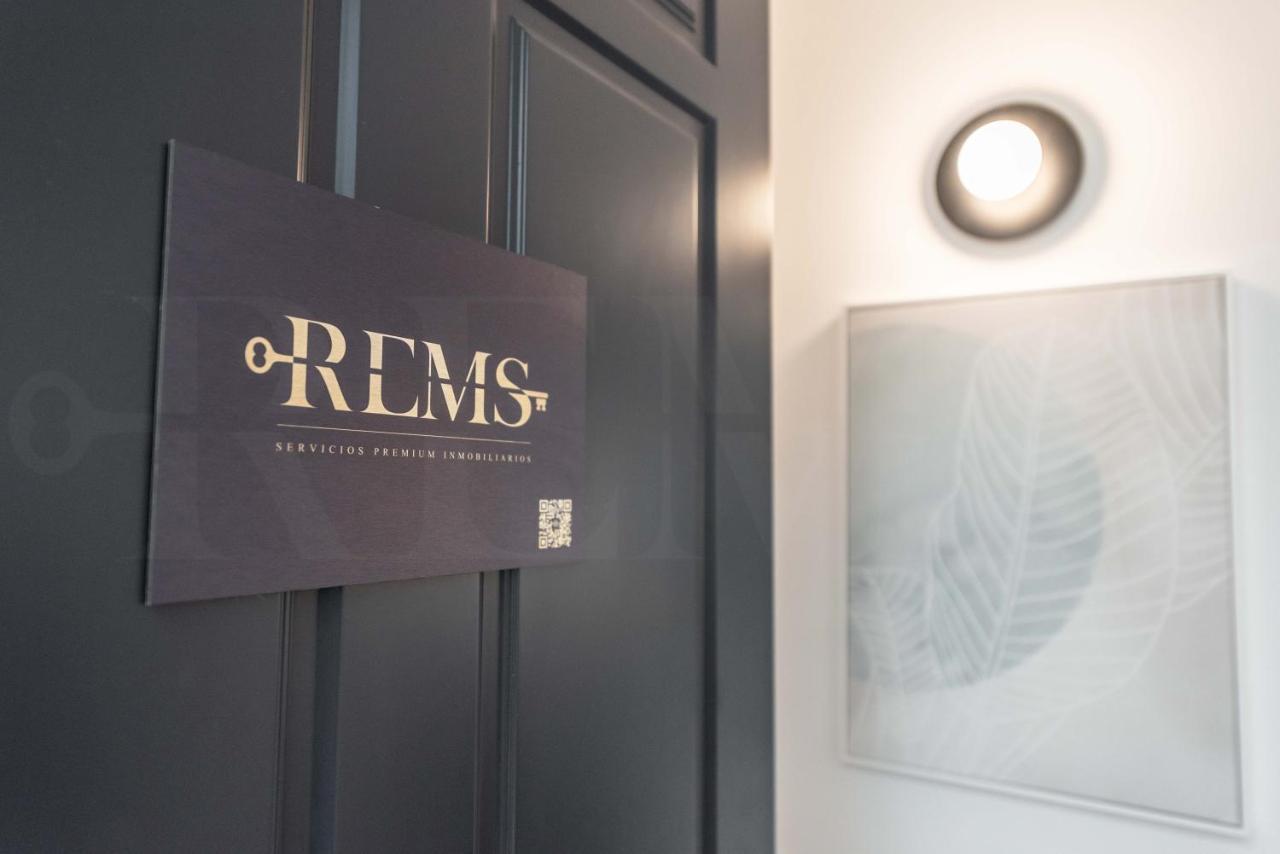Penthouse Suite With Rooftop In The Heart Of Malaga By Rems 외부 사진